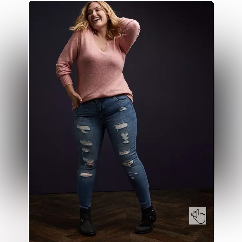 Torrid size 00x 10 M/L Super Soft Plush V-Neck Long Sleeve Top - Picture 4 of 8